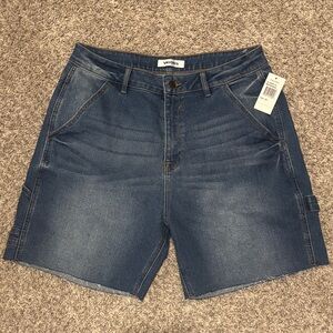 NWT Vigoss Carpenter Denim Shorts